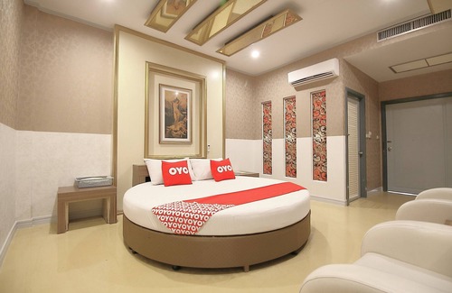 Bang Phlat Hotel | OYO 1002 Pinklao Resort