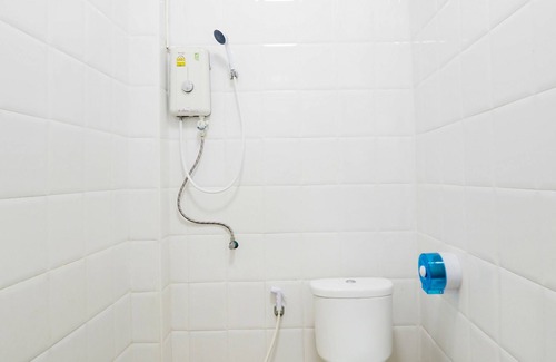 Kanchanaburi Hotel | OYO 75351 Na Jinthanakan