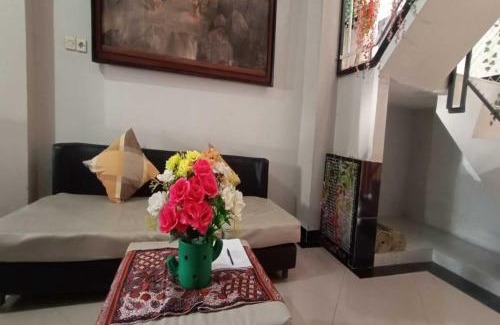 Purworejo Hotel | OYO 93963 Homestay Kita Purworejo