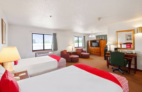 Portage Hotel | OYO Hotel Portage I-94