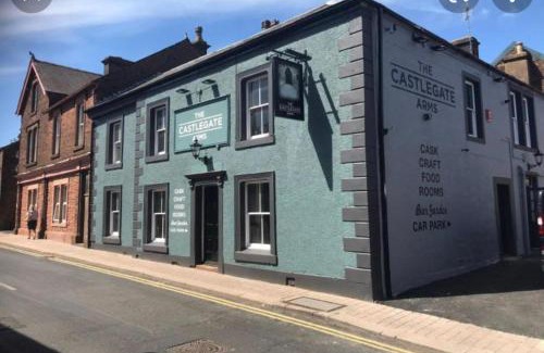 Penrith Hotel | OYO The Old Victoria