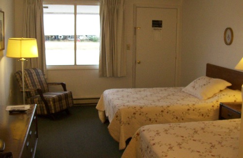 Gainesville Hotel | Ozark Plaza Motel & RV Park