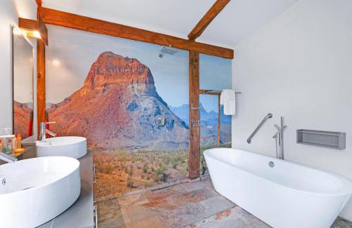 Fischer House | Ozuye Lodge