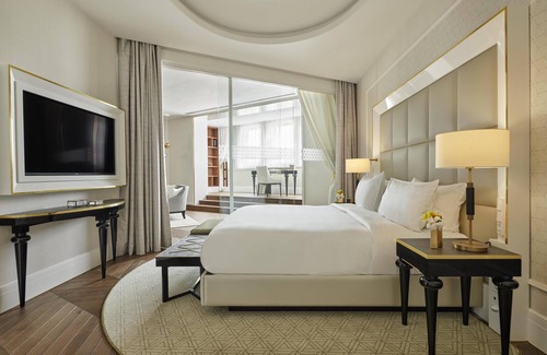 Inner City Budapest Hotel | Párisi Udvar Hotel Budapest, part of Hyatt