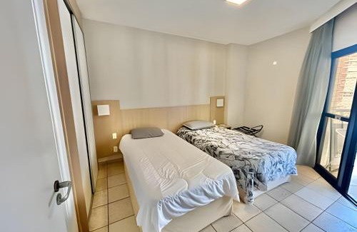 Boqueirao Apartment | Pé na Areia: Flat à Beira-Mar para a Família