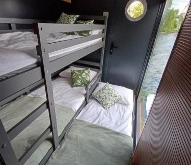 Augustow Boat Rental | Pływający Apartament