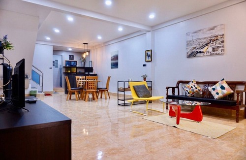 Hat Yai House | P'Ja House