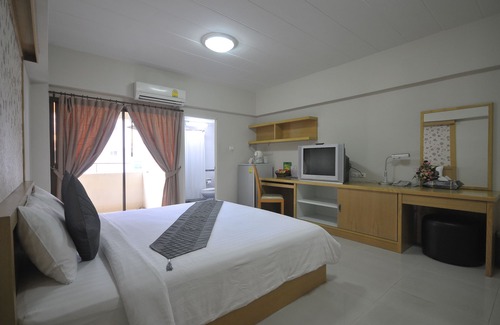 Bang Phlat Hotel | P Park Residence Charansanitwong by Zuzu