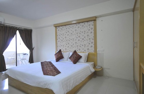 Bang Phlat Hotel | P Park Residence Charansanitwong by Zuzu