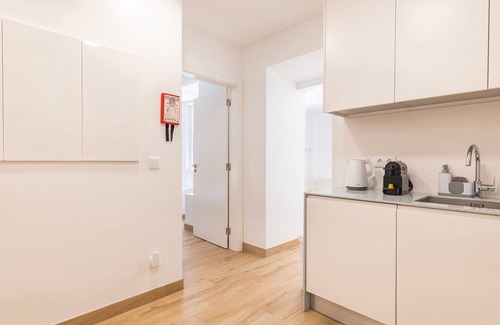 Paco De Arcos Apartment | Paço de Arcos Retreat 153 by LovelyStay