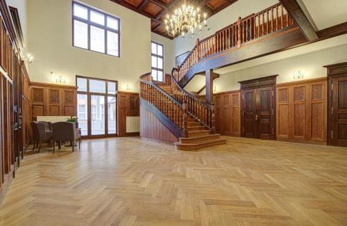 Zlocieniec Hotel | Pałac Cieszyno