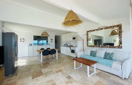 Nettle Bay Apartment | Paradise Beach - NBBC -2 bedrooms seafront