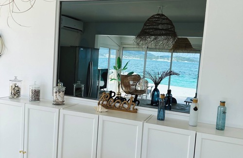 Nettle Bay Apartment | Paradise Beach - NBBC -2 bedrooms seafront