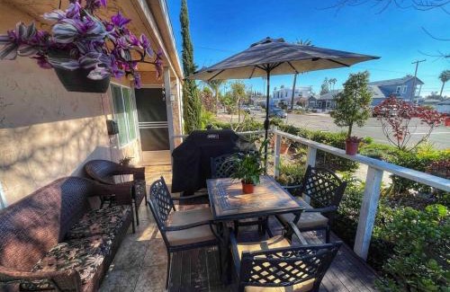 North Pacific Beach Apartment | Pacific Beach Getaway Blocks From The Beach