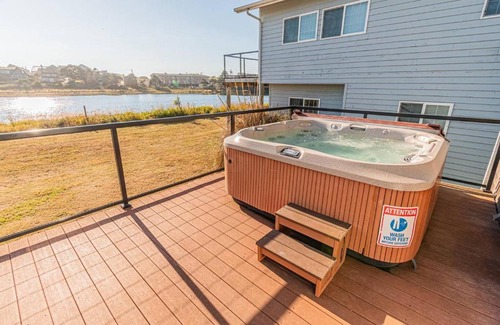 Pacific City House | Pacific City River House Loft