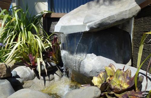 Whakatane Hotel | Pacific Coast Motor Lodge