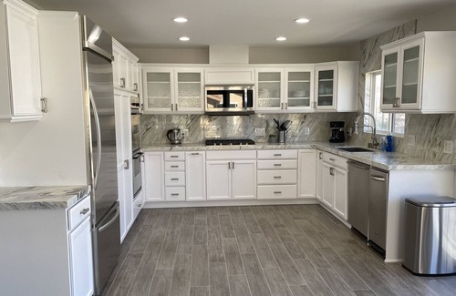 Oxnard Shores House | Pacific Dreams at Oxnard Shores. 3 BR 2.5 BA. Remodeled amazing beach location.
