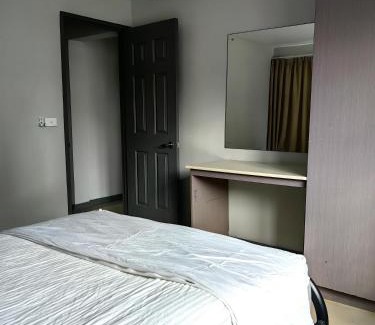 Martintar House | Pacific FairPrice Private room, shared kitchen