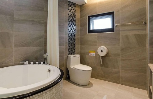 Big Beach Bed & Breakfast | Pacific Inn