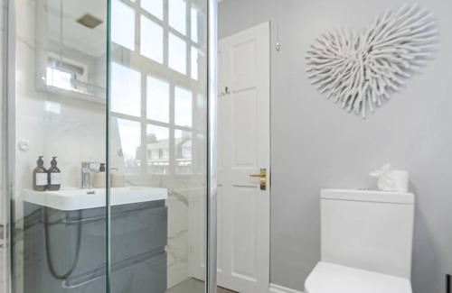 London City Centre House | Paddington Station Exceptional 4 bedroom House!