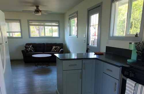 Kohala Estates Cottage | Paddles Too: Cozy Cottage in a quiet neighborhood.