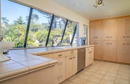 Pebble Beach House | Padre Paradise