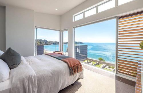 Onetangi House | PAH VIEW HOUSE - Coast and Country