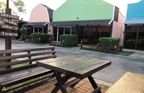 Khon Kaen Villa | Pai Tawan Resort Hotel - Pet friendly