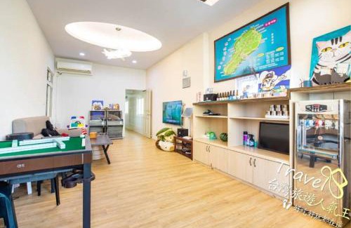 Xiaoliuqiu House | Painted Holiday