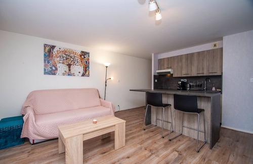 Argeles Gazost Apartment | Paisible - Charmant appt vue montagne
