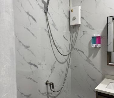 Ban Tai Hotel | Pakkan Hotel พักกาญจน์