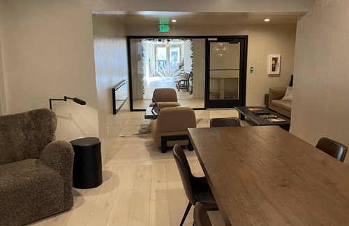 Downtown Santa Fe Hotel | Palace Modern Hotel at the Plaza - Premium King 8
