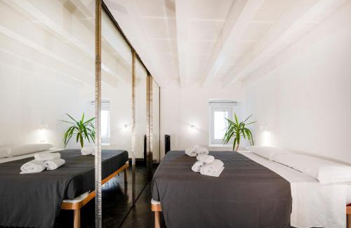 Old Town Apartment | Palazzo D'Amelj Elegant Modern Loft