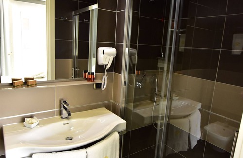 Torre del Greco Hotel | Palazzo Rosenthal Vesuview