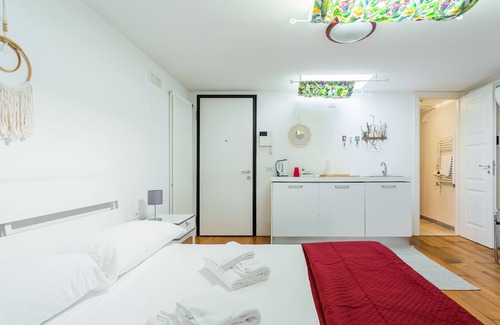 Old Town Bed & Breakfast | Palazzo San Rocco - Red Room by Wonderful Italy