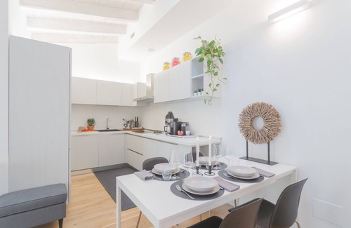 Como City Centre Apartment | Palazzo Tatti - Two Bedroom Apartment, Sleeps 4