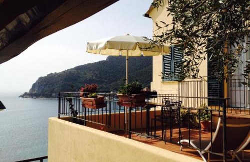 Noli Hotel | Palazzo Vescovile Hotel