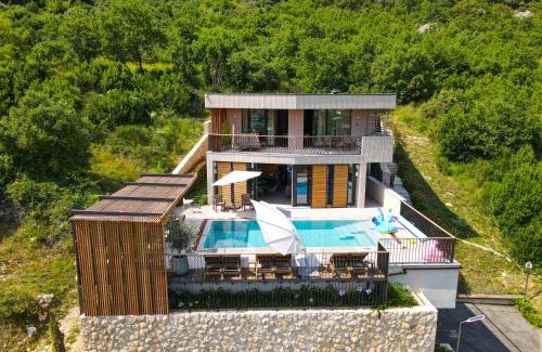 Rozat Villa | Palazzo Vimbula - Five Star Luxury Villa