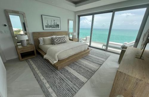 Palm Cay Resort | Palm Cay Marina and Resort