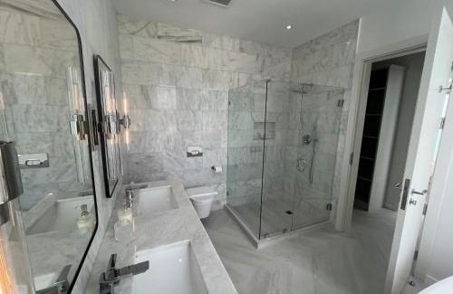 Palm Cay Resort | Palm Cay Marina and Resort