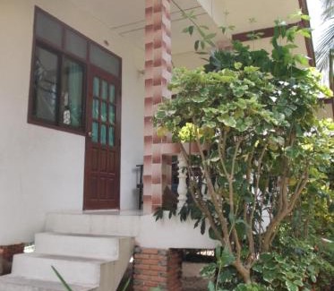 Mae Nam Hotel | Palm Point Village