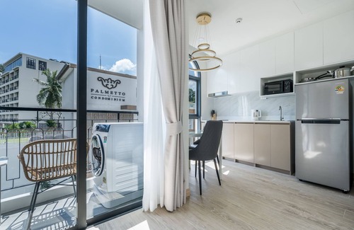 Karon Apartment | Palmetto Park Residence