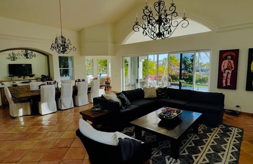 San Jose del Cabo House | Palmilla Oasis with an Ocean View-4 bedroom/sleeps 10