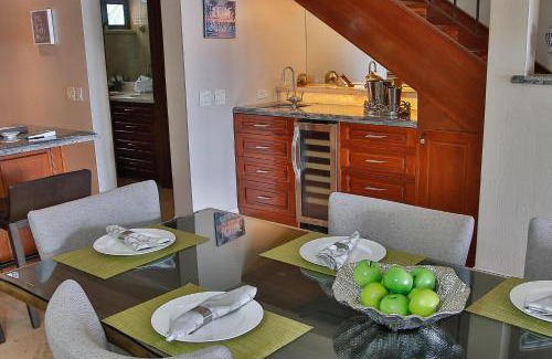 Playa Flamingo Villa | Palms 3- Luxury Beachfront Villa