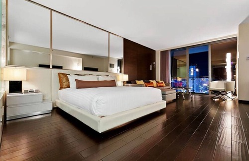 Las Vegas Hotel | Palms Place Hotel StripView