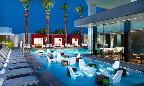 Las Vegas Apartment | Palms Place Hotel StripView with Open Balcony -23
