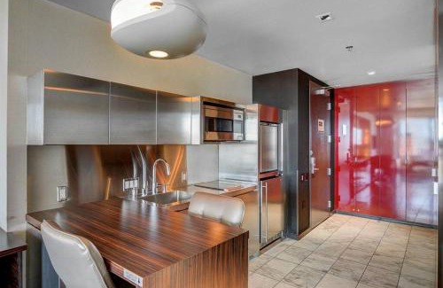 Las Vegas Apartment | Palms Place Luxury Studio STRIP VIEW NO RESORT FEE