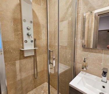 Cannes City Centre Apartment | PALOMA