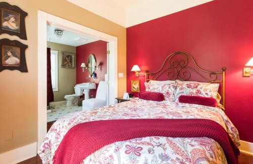 Picnic Valley Hotel | Panama Hotel and Suites