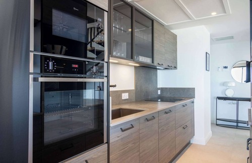 Valras-Plage Apartment | Panarea Grand Prestige Duplex with Private Spa & Sea View